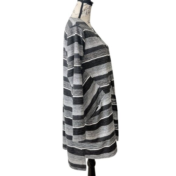 Simpli Chic Black Gray Striped Long Open Cardigan Sweater Womens Size 8 - Picture 2 of 8